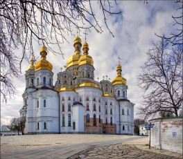 Картинка pechersk+lavra города киев+ украина площадь храм
