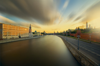 Картинка moscow+sunrise города москва+ россия река рассвет