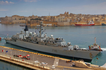 Картинка hms+cumberland корабли крейсеры +линкоры +эсминцы боевой флот