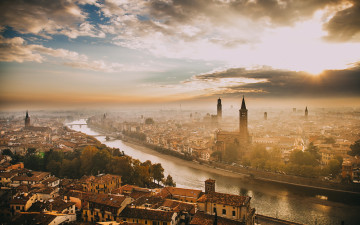 обоя города, верона , италия, verona, italy, город, восход, утро, туман, солнце