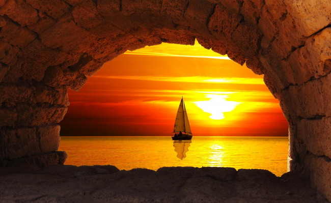 Обои картинки фото корабли, Яхты, арка, море, солнце, парус