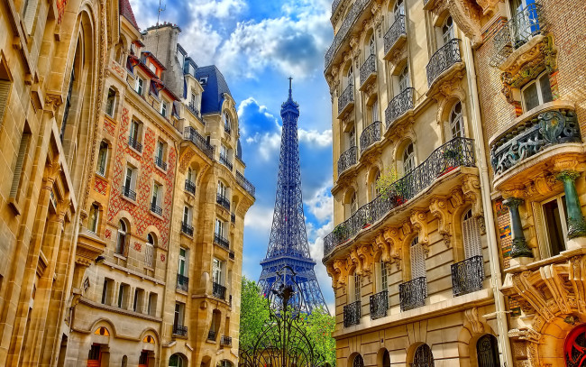 Обои картинки фото города, париж , франция, облака, башня, дома, париж, улица, небо