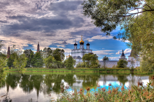 Обои картинки фото города, - исторические,  архитектурные памятники, храм, река