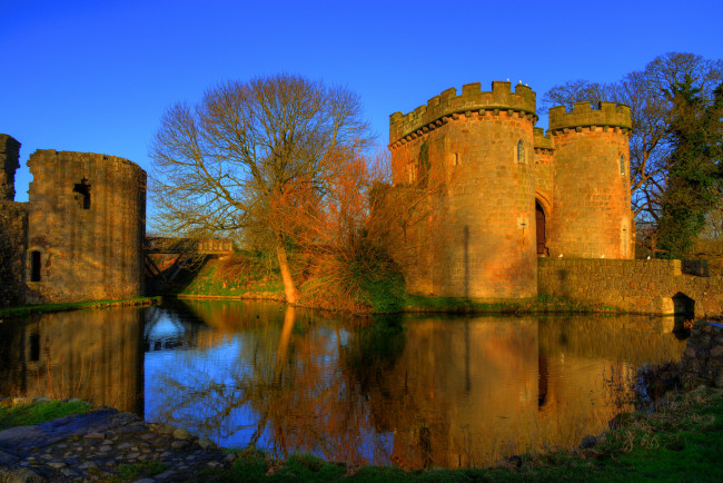 Обои картинки фото whittington castle, города, замки англии, замок, мост, пруд