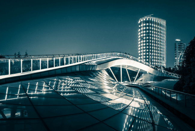 Обои картинки фото rainbow, bridge, lujiazui, shanghai, china, города, шанхай, китай, мост, отражение