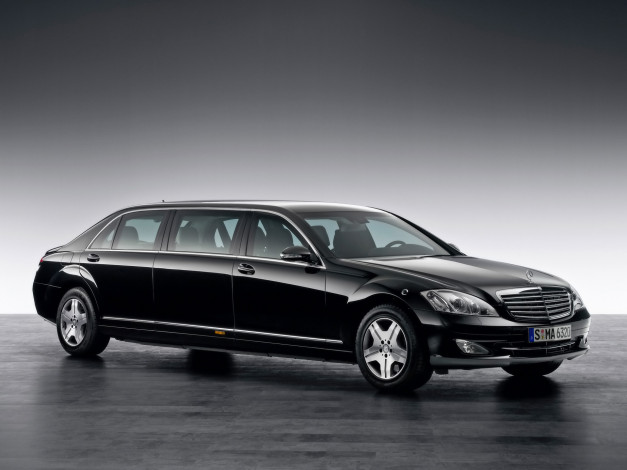 Обои картинки фото 2009, mercedes, benz, 600, pullman, guard, limousine, автомобили