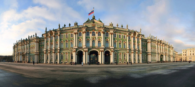 Обои картинки фото зимний, дворец, города, санкт, петербург, петергоф, россия, колонны, окна, большой, флаг