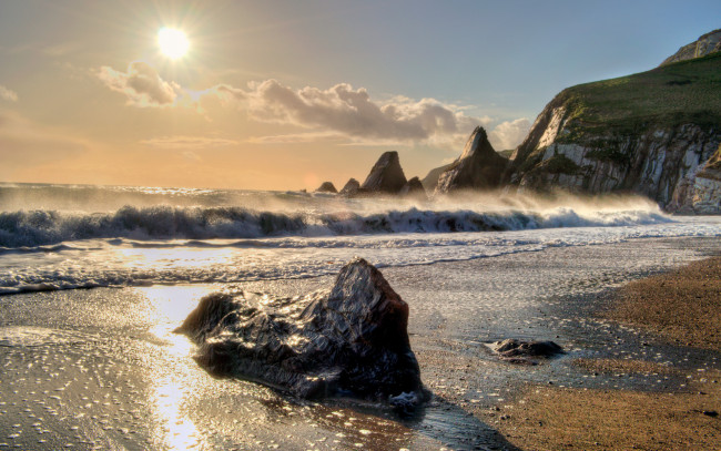 Обои картинки фото waves, природа, восходы, закаты, прибой, волны, камни, пляж, океан