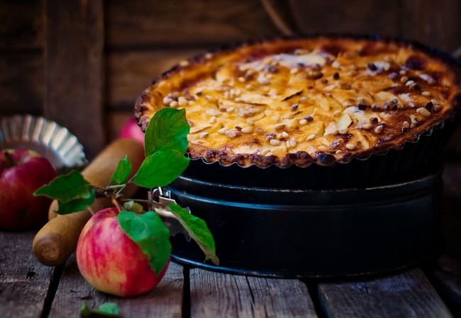 Обои картинки фото еда, пироги, пирог, яблоко, выпечка