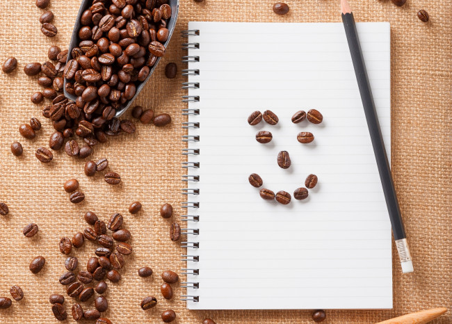 Обои картинки фото еда, кофе,  кофейные зёрна, зерна, smile, beans, coffee, улыбка