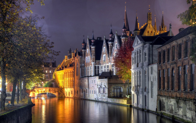 Обои картинки фото города, брюгге , бельгия, мост, здания, вечер, канал