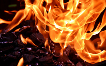 Картинка природа огонь пламя уголь