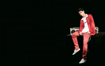 Картинка мужчины wang+yi+bo актер певец куртка магнитофоны джинсы