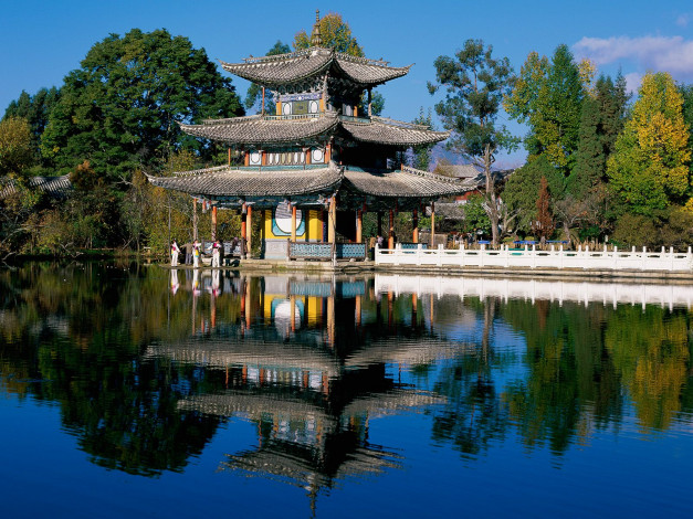 Обои картинки фото deyue, pavilion, black, dragon, pool, park, beijing, china, города