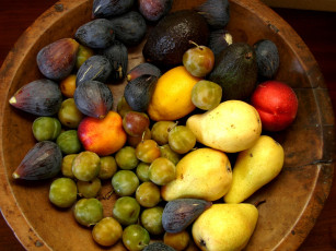 Картинка еда фрукты ягоды сливы инжир груши авокадо лимон