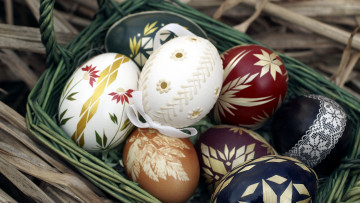 Картинка праздничные пасха яйца корзина крашенки