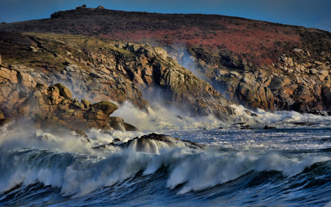 Обои картинки фото природа, стихия, брызги, прибой, волны, океан, берег, скальный, пена