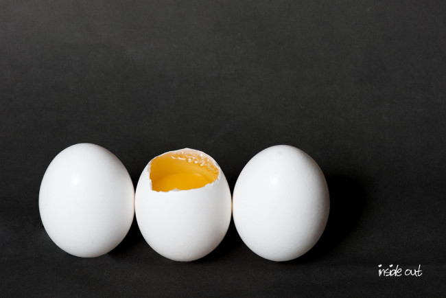 Обои картинки фото еда, Яйца, желток, тройня