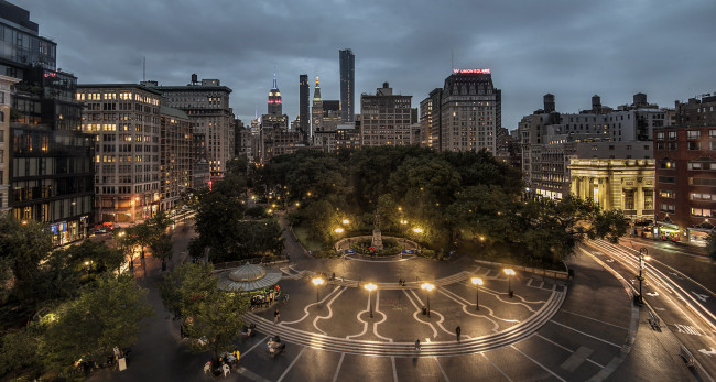 Обои картинки фото union square, города, нью-йорк , сша, парк, огни, ночь