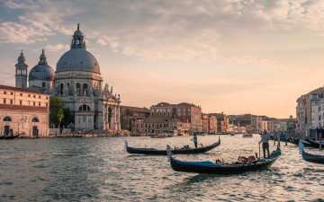 обоя города, венеция , италия, канал, собор, гондолы