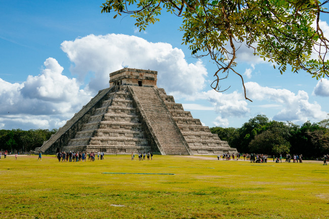 Обои картинки фото chichen itza, города, - исторические,  архитектурные памятники, ступенчатая, пирамида