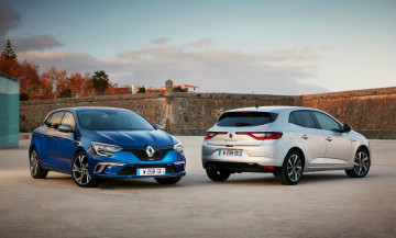 Картинка автомобили renault 2015г mеgane