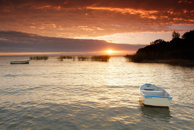 Обои картинки фото корабли, лодки,  шлюпки, озеро, малави, зимбабве, африка, погода, природа, солнце, восход