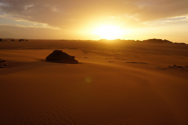 Обои картинки фото природа, пустыни, пустыня, сахара, закат, алжир, небо, песок, пейзаж
