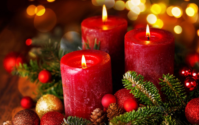 Обои картинки фото праздничные, новогодние свечи, шарики, свечи, шишки