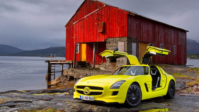 Обои картинки фото mercedes-benz sls amg e-cell concept 2010, автомобили, mercedes-benz, 2010, concept, e-cell, amg, sls