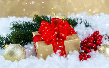 обоя праздничные, подарки и коробочки, снег, шарик, подарок, бант, лента
