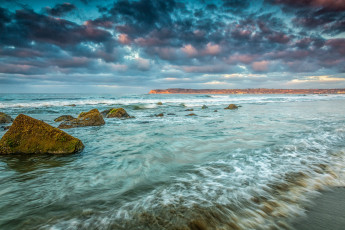 Картинка природа побережье океан камни волны