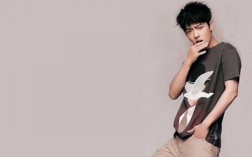 Картинка мужчины xiao+zhan актер футболка