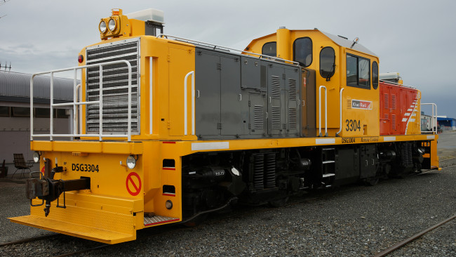 Обои картинки фото kiwirail dsg 3304 shunte, техника, локомотивы, локомотив, рельсы, дорога, железная