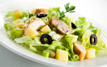 Картинка еда салаты +закуски маслины салат мясо зелень