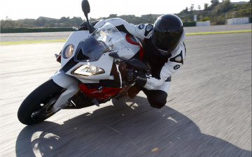Картинка спорт мотоспорт motorcycle трек гонка bmw s1000rr