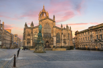 обоя st,  giles cathedral, города, эдинбург , шотландия, площадь, храм, статуя