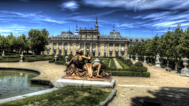 Обои картинки фото palacio real - granja san idelfonso, города, - дворцы,  замки,  крепости, дворец, статуя, парк