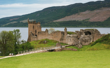 Картинка loch+ness urquhart+castle scotland города замки+англии loch ness urquhart castle