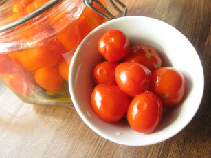 Картинка еда помидоры банка тарелка томаты