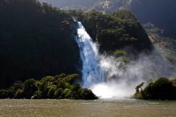 Картинка природа водопады лес горы