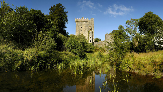 Обои картинки фото города, исторические, архитектурные, памятники, пруд, ирландия, замок