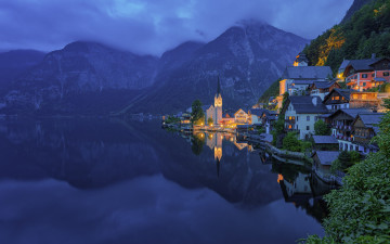 Картинка города гальштат+ австрия вечер озеро горы огни