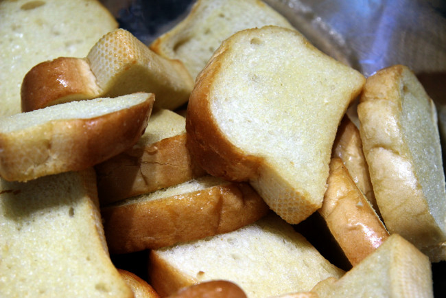 Обои картинки фото еда, хлеб,  выпечка, тостовый, белый