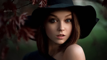 Картинка девушки olya+pushkina брюнетка шляпа