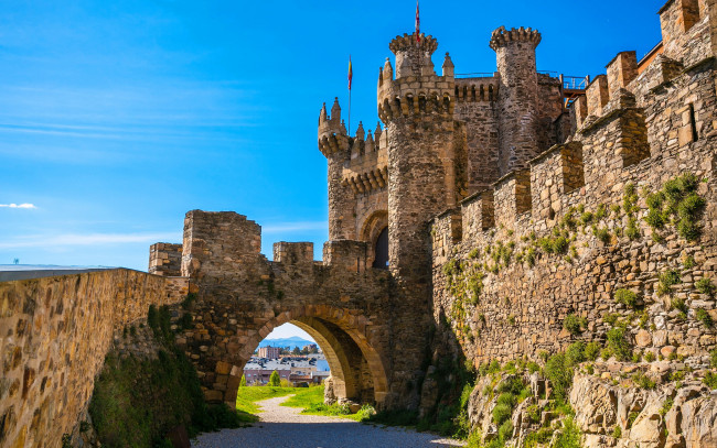 Обои картинки фото ponferrada castle, spain, города, замки испании, ponferrada, castle