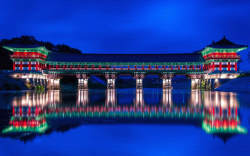 обоя woljeonggyo bridge, города, - здания,  дома, отражение, мост, сооружение, азия, южная, корея