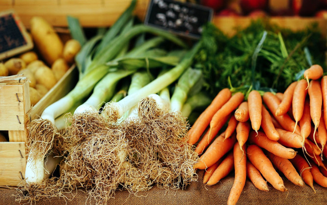 Обои картинки фото еда, овощи, лук, морковь