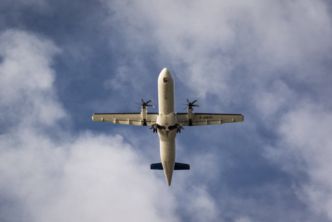Обои картинки фото atr 42, авиация, пассажирские самолёты, турбовинтовой, двухмоторный, пассажирский, самолет, wallhaven, atr, 42