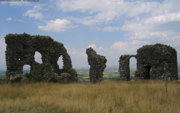 Картинка разное развалины руины металлолом облака стена